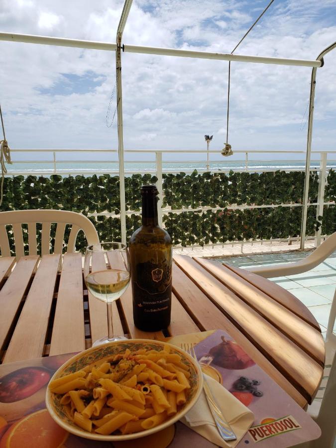 Incantevole Casa Sul Mare Vicino A Roma 네뚜노 외부 사진