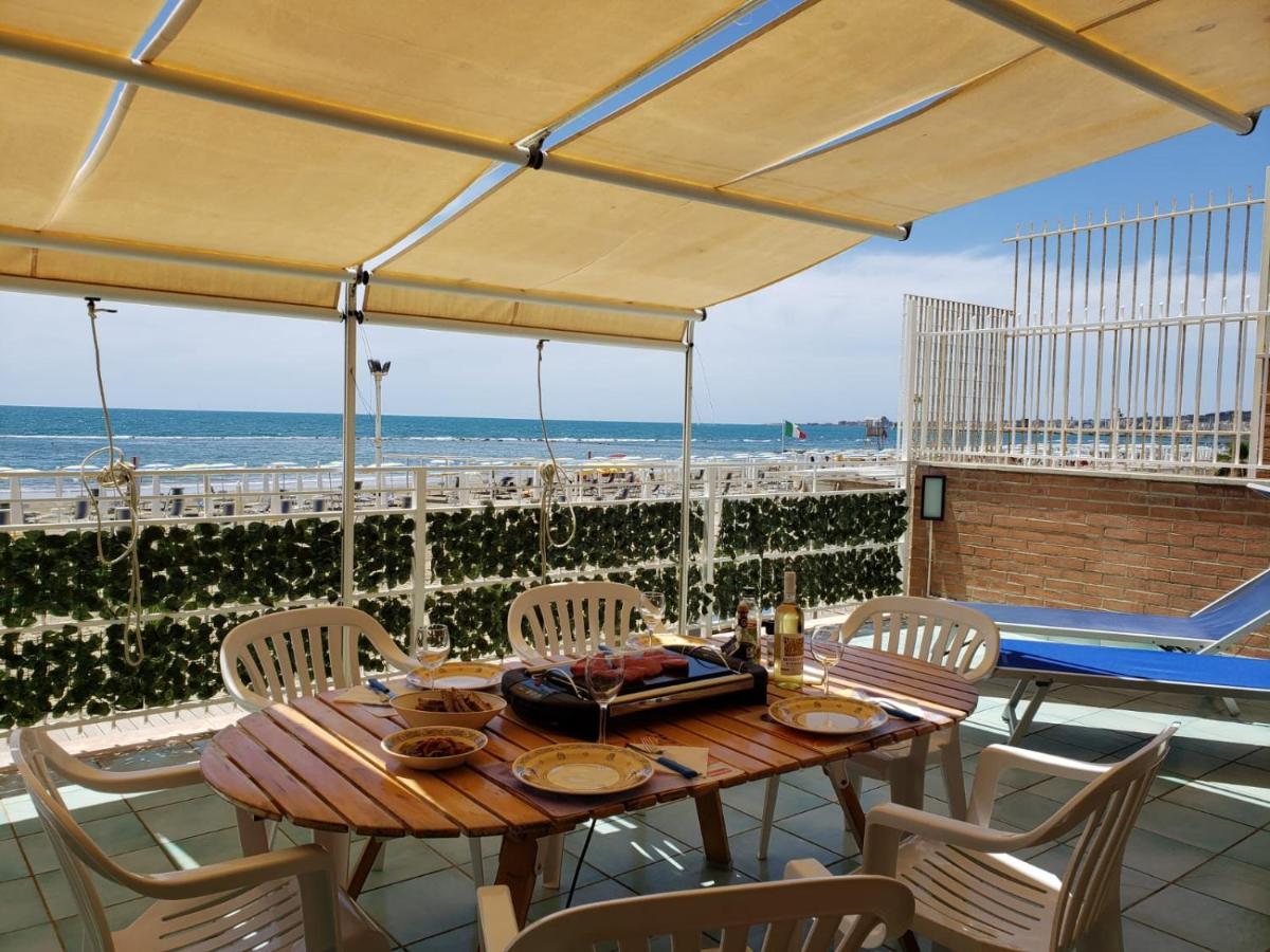 Incantevole Casa Sul Mare Vicino A Roma 네뚜노 외부 사진
