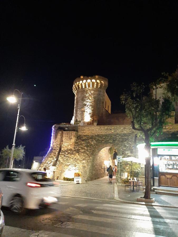 Incantevole Casa Sul Mare Vicino A Roma 네뚜노 외부 사진